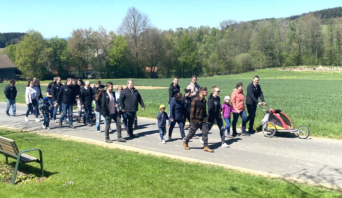 Spielberger Feuerwehr steuert OWV-Skihütte an