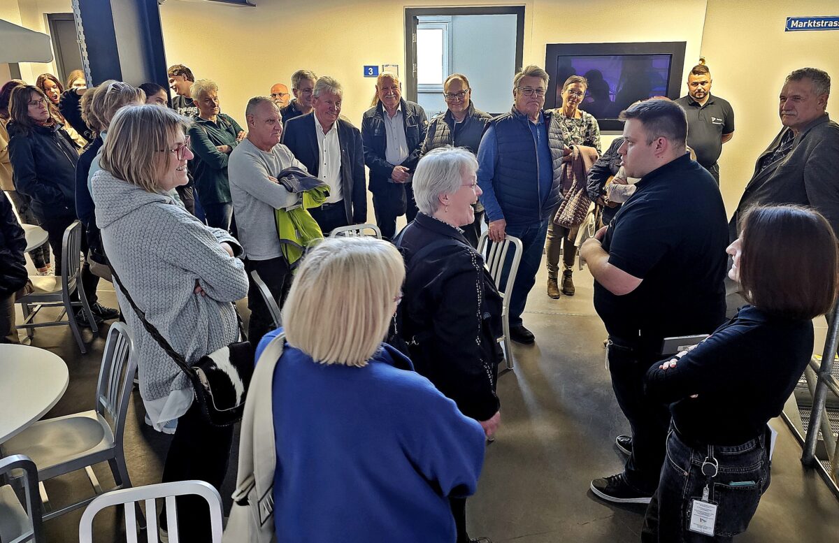 7er Kameradschaft erkundet das BayZBE in Weiden