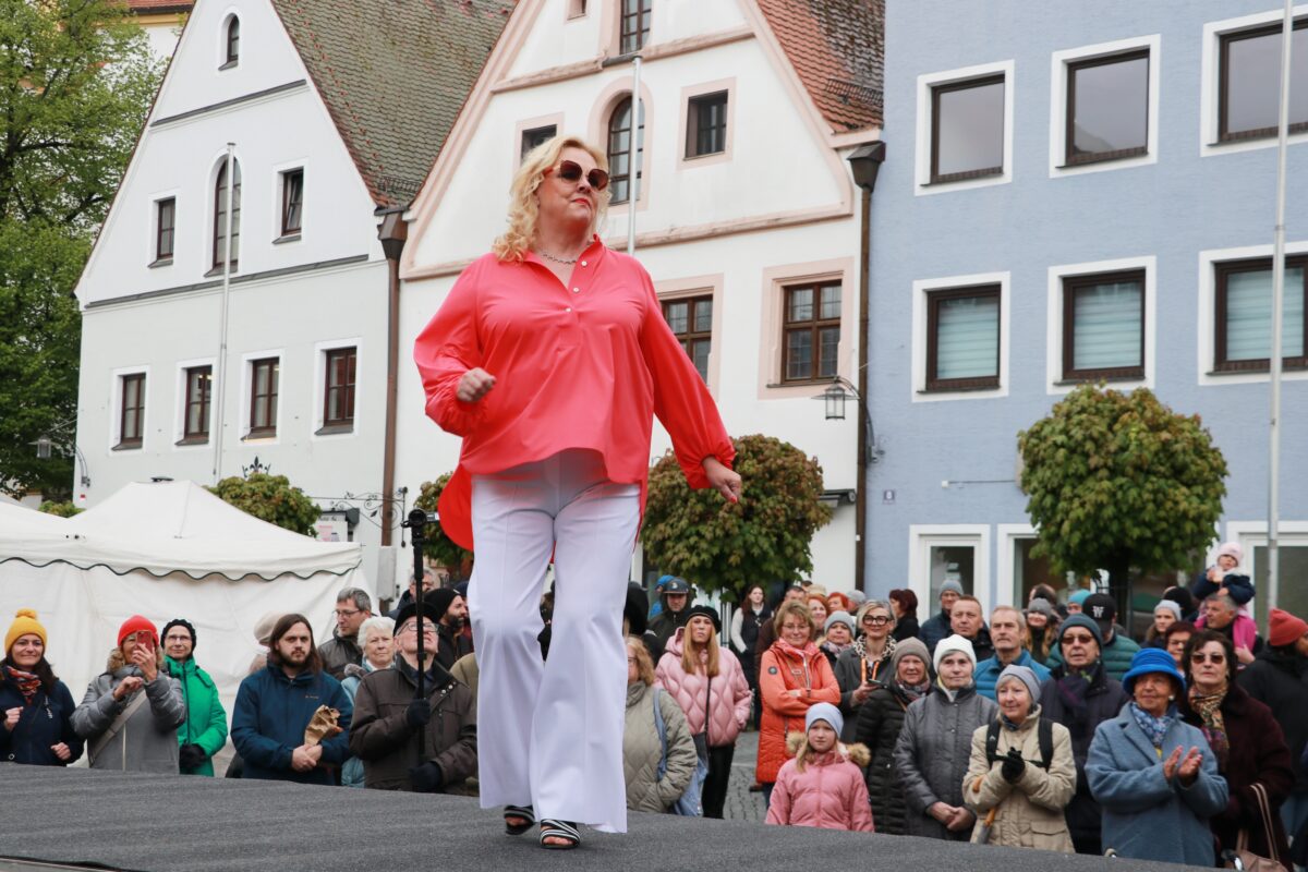 Bummeln und Genießen: Verkaufsoffener Sonntag in Weiden