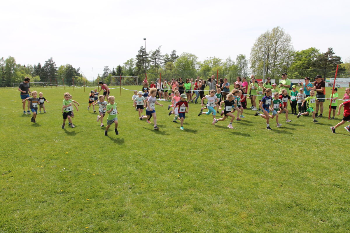 Burglauf in Flossenbürg lockt am 1. Mai Läufer jeden Alters an