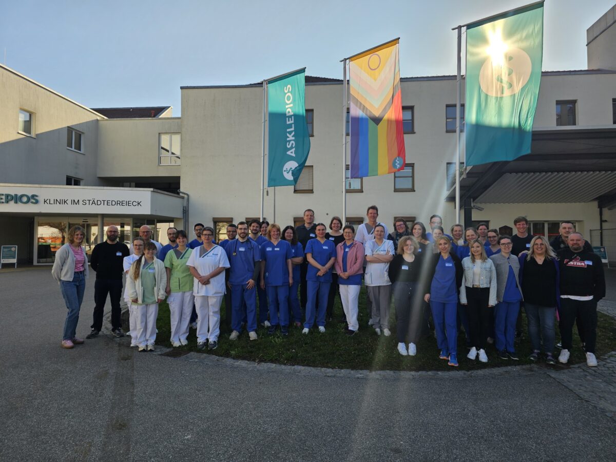 Burglengenfelds Klinik stärkt Notfall-Teams mit S.A.V.E-Training