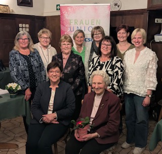 Frauenunion Neustadt/WN ehrt langjährige Mitglieder