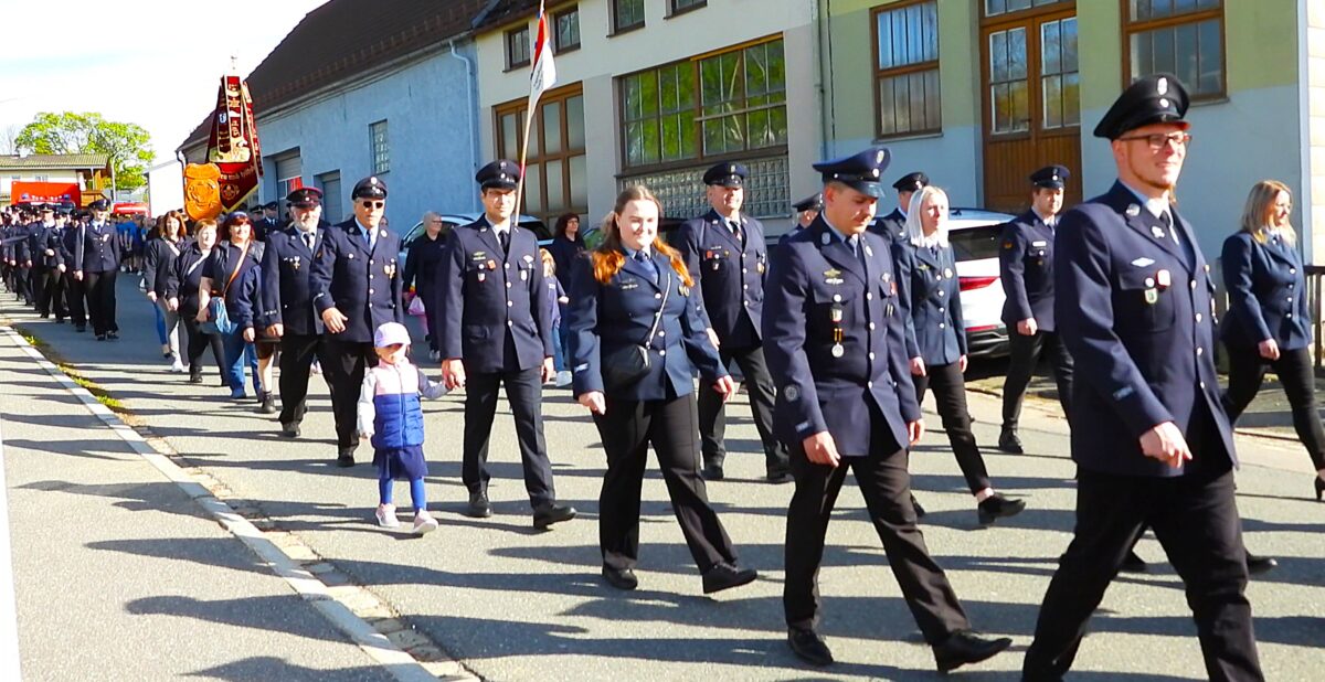 Patenbitten der Feuerwehr Moosbach in Vohenstrauß ein voller Erfolg