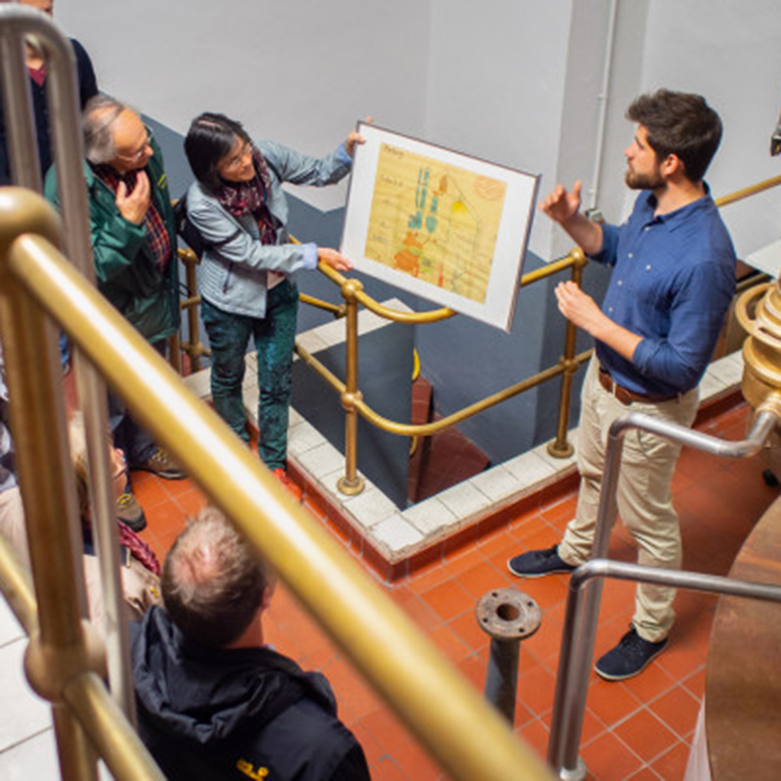 Sonne und Bier: Grammer Solar informiert nach Brauerei-Besichtigung über PV-Anlagen