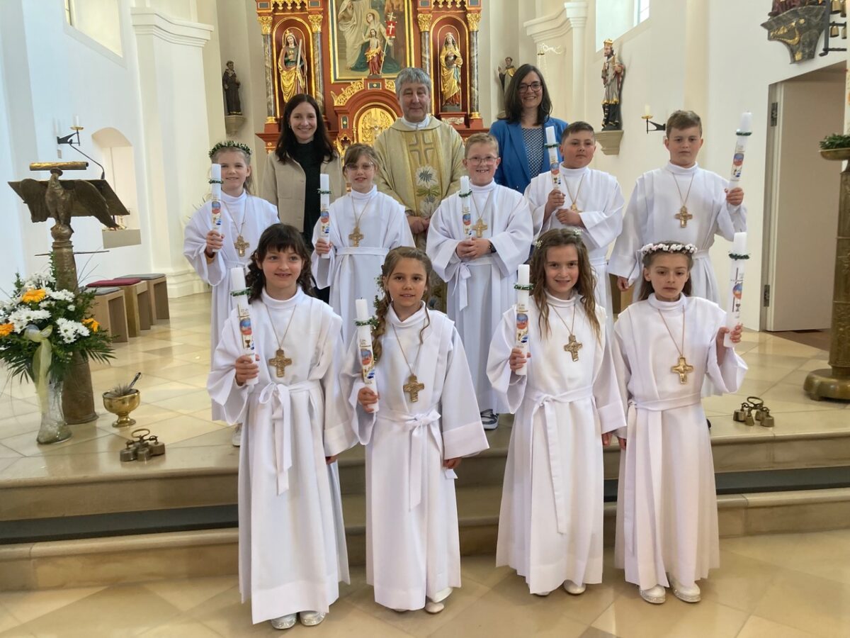 Emotionale Erstkommunion in Leuchtenberg gefeiert