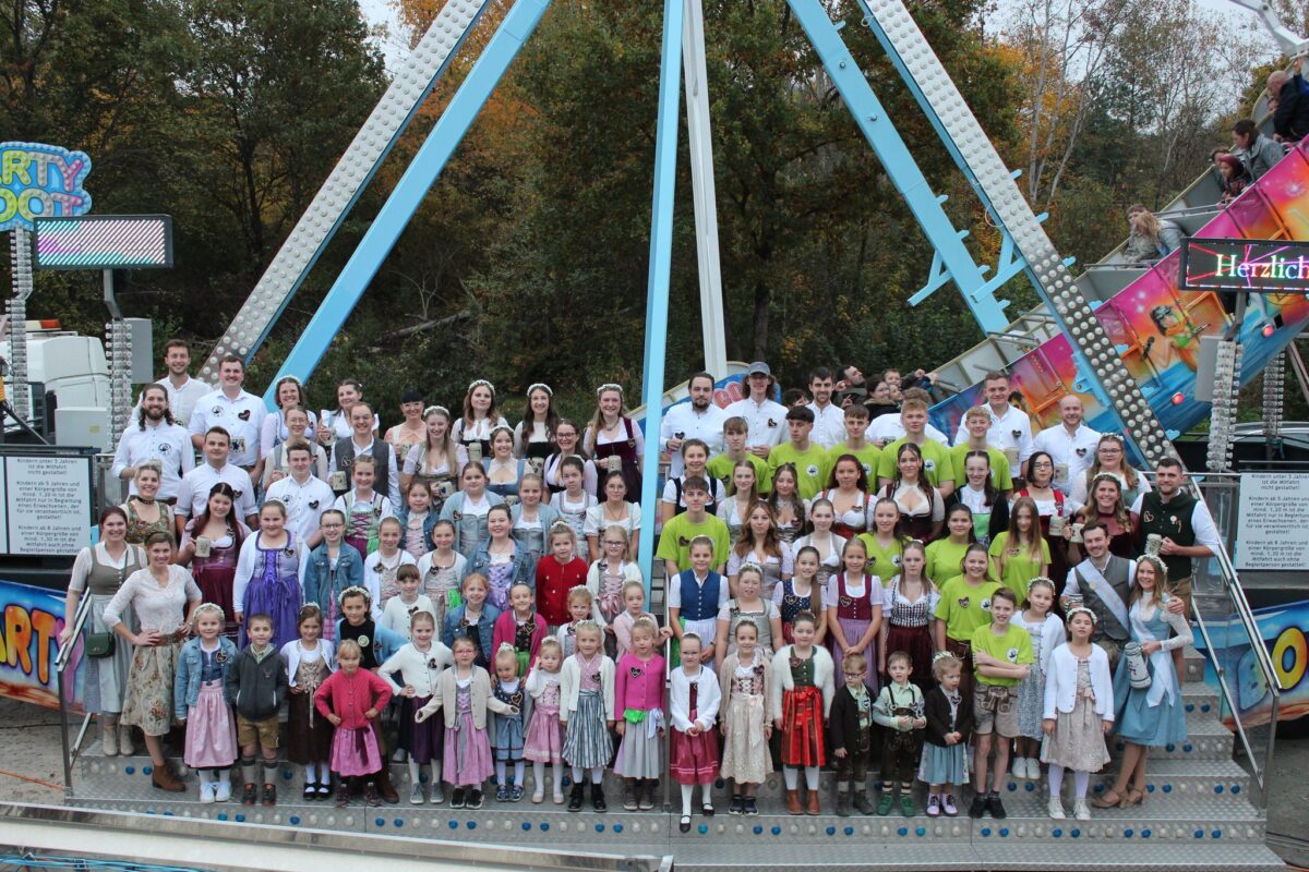 Kirwaverein fördert Klimaschutz mit Baumpflanzaktion