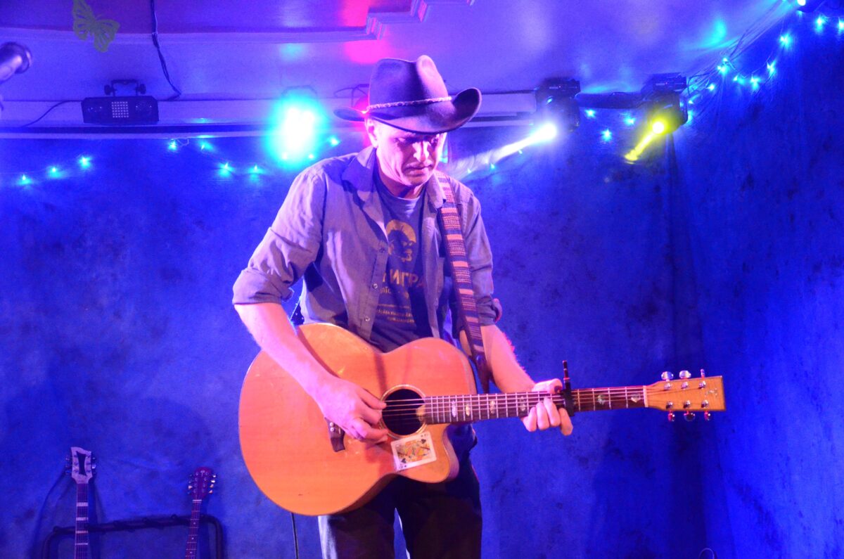 Martti Mäkkelä sieht kritisch auf die Welt, will aber kein Lehrmeister sein