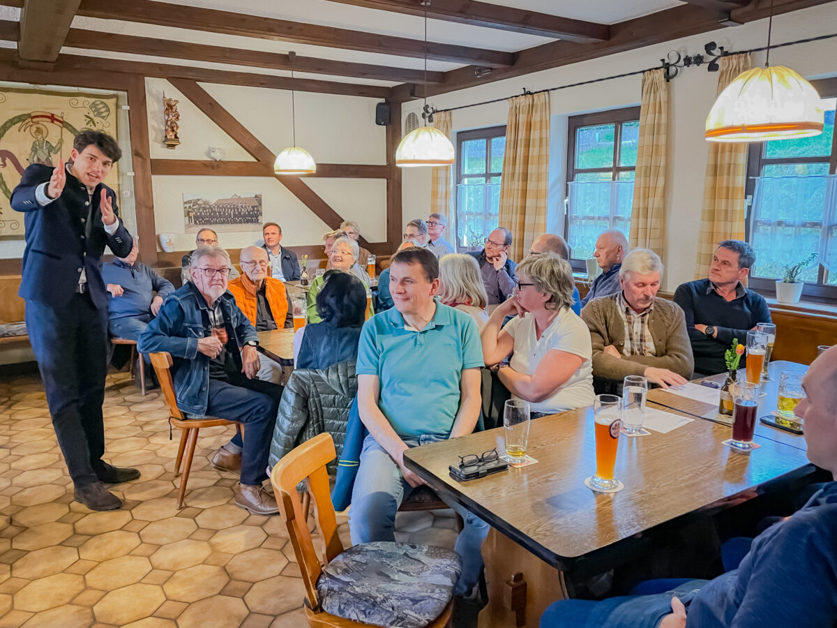 Politik und Forellen: CSU Kastl setzt auf Dialog