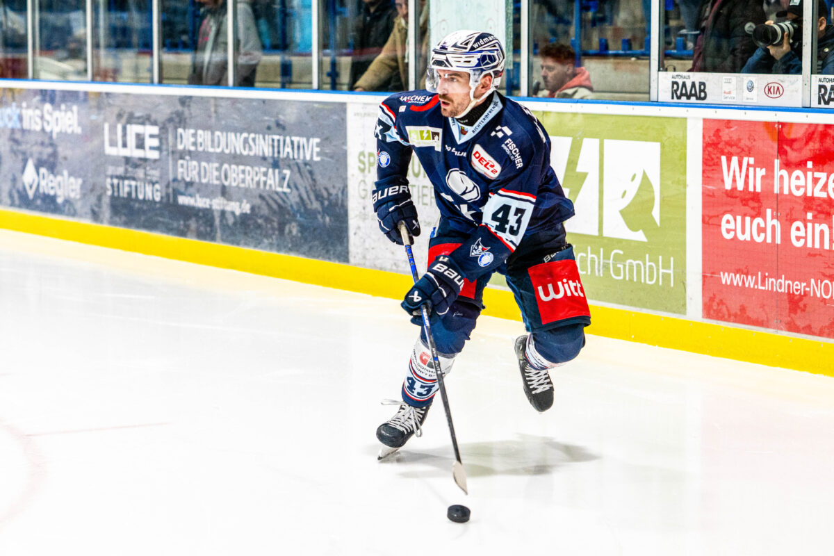 Ribnitzky bleibt, Elsner verlässt die Blue Devils Weiden