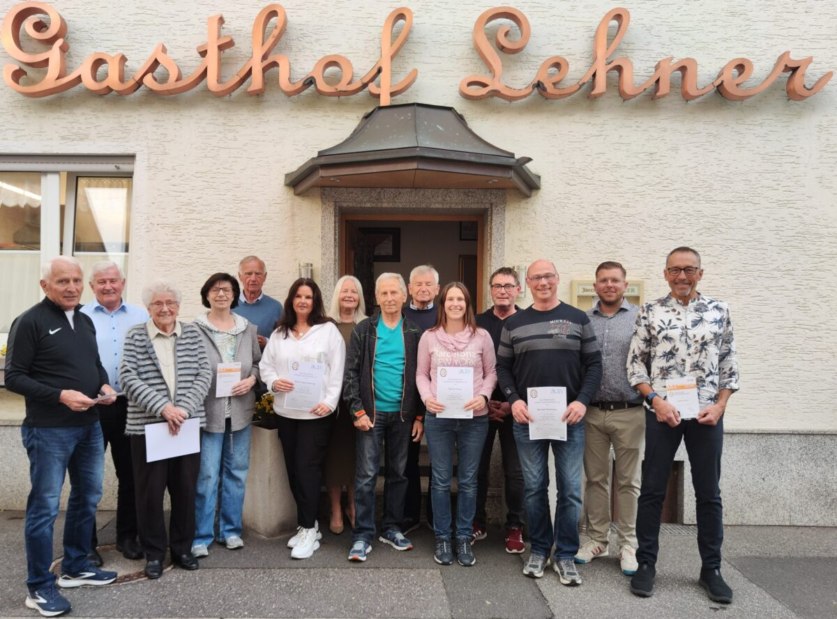 Sportabzeichen-Prüfer in Weiden und Neustadt geehrt