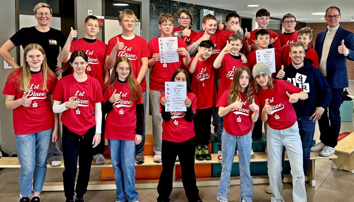 Weidener Schulschwimmwettbewerb erfreut sich wachsender Beliebtheit