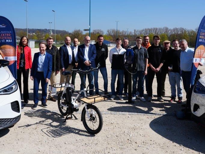 Elektromobilitätstag Amberg: Rasant, interessant und mit jeder Menge Spaß