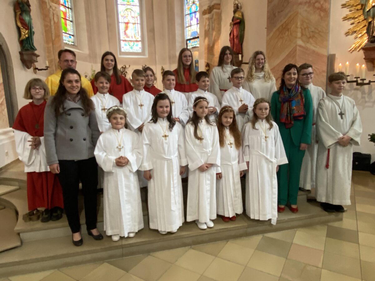 Erstkommunion in Tännesberg: Komm, wir finden einen Schatz