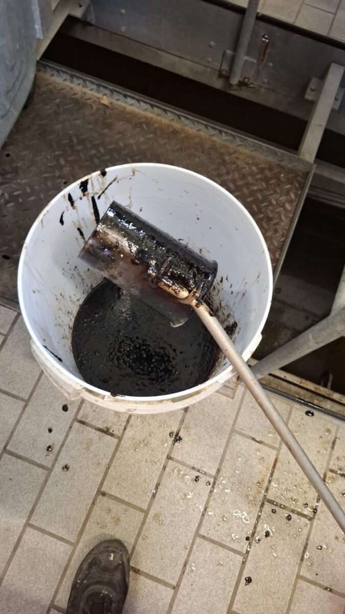 Unglaublich: Altöl in der Kläranlage in Waidhaus