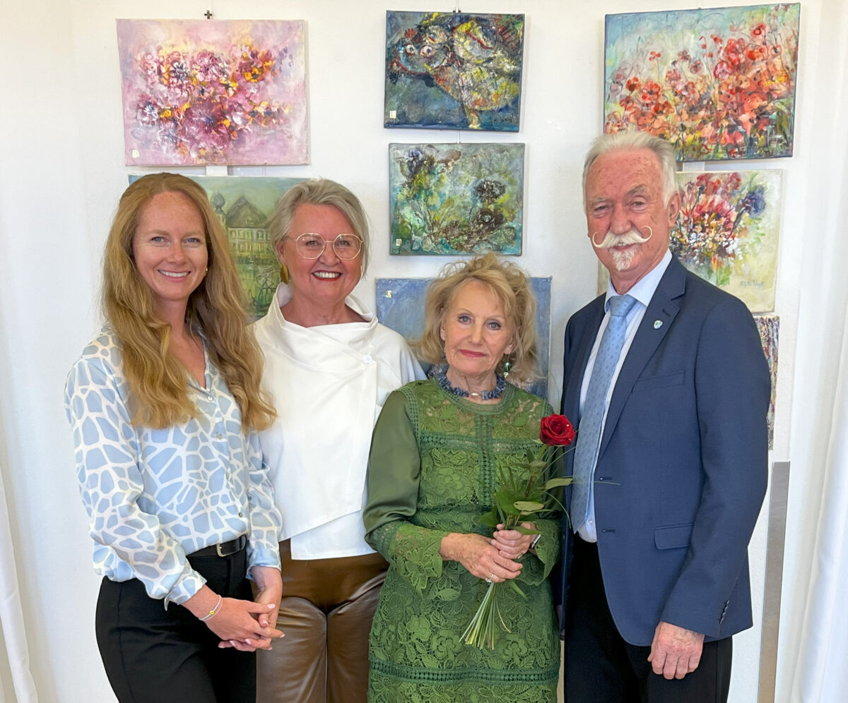 Ausstellung „Wunder-volle-Welt“ in Maxhütte-Haidhof eröffnet