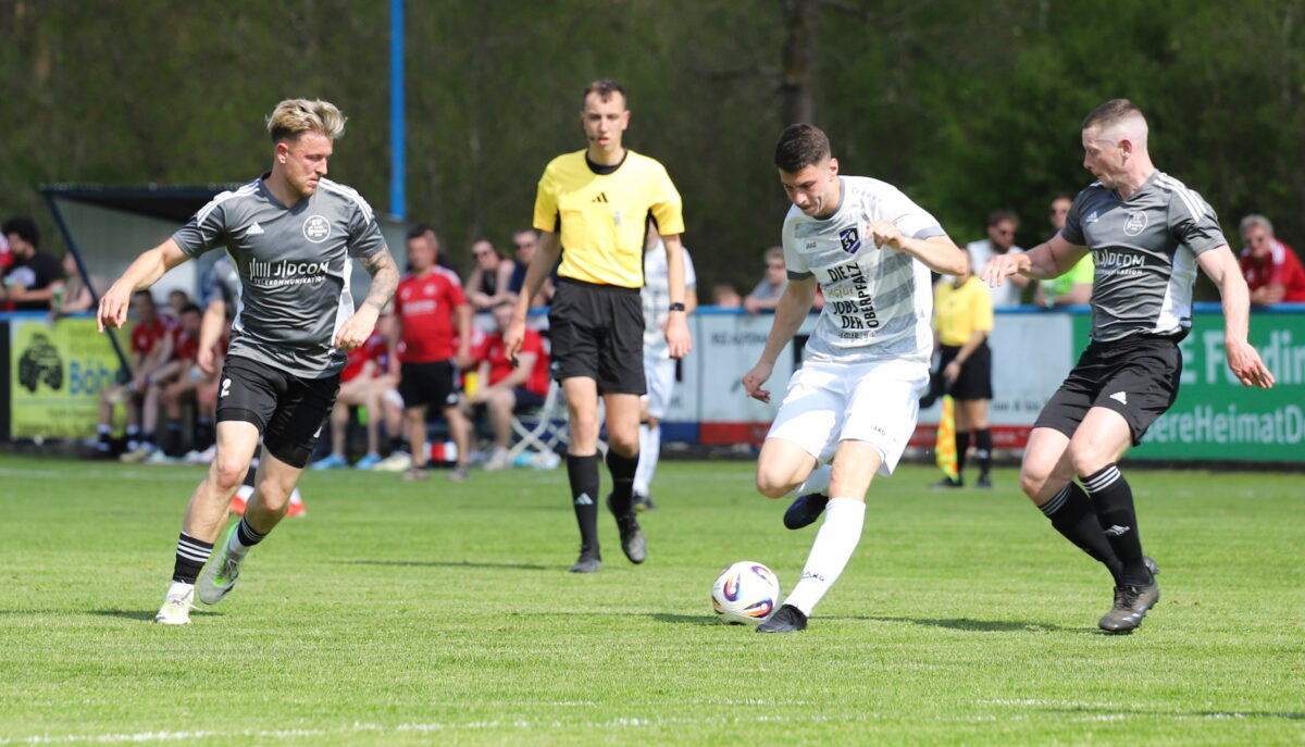 SV Etzenricht triumphiert im Totocup gegen den SV TuS/DJK Grafenwöhr