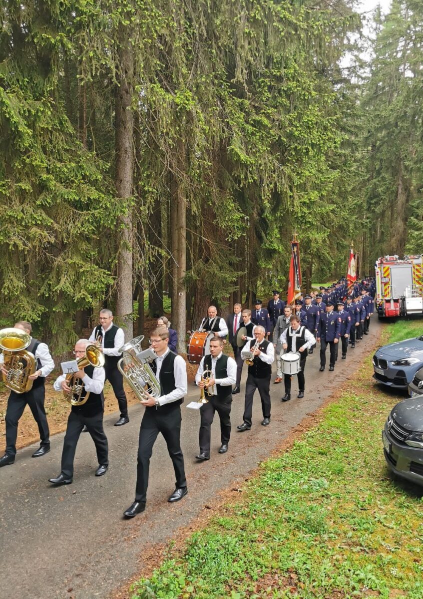 Florianstag 2025: Feuerwehren feiern in Heinersreuth