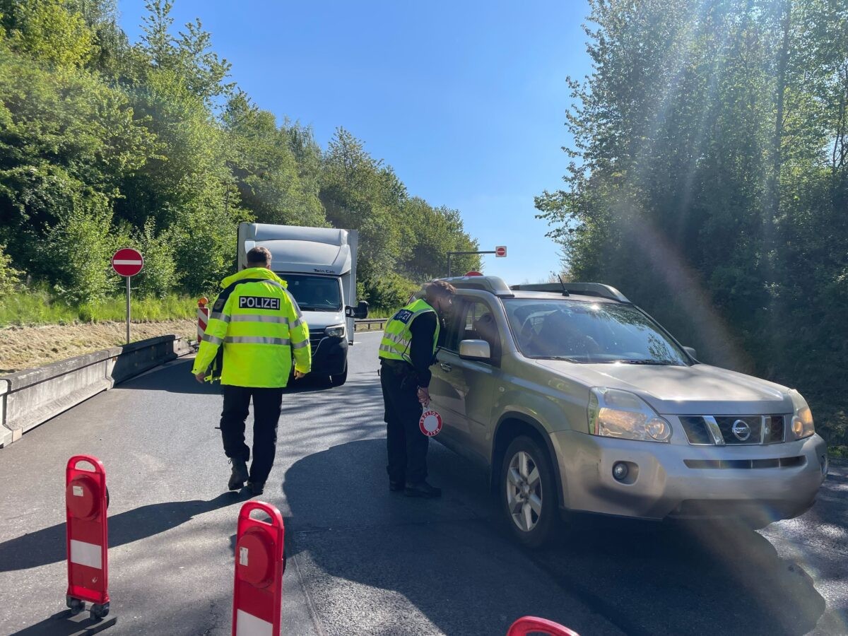 Erstes Wochenende mit verschärften Grenzkontrollen: Elf Zurückweisungen und drei Festnahmen in Waidhaus