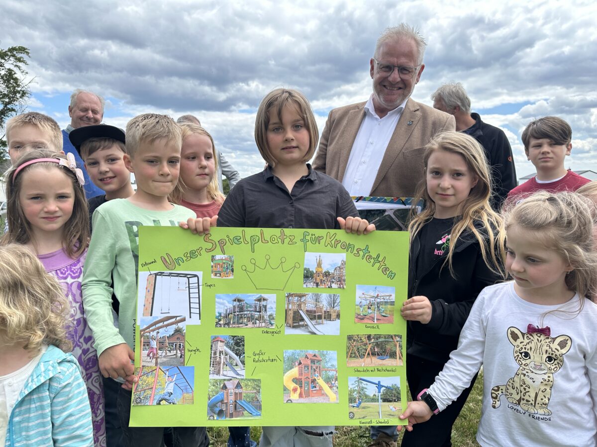 Spielplatz Kronstetten_Foto Lara Schmaus (2).JPG