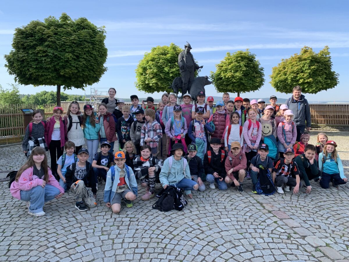 Erbendorfer Schüler erkunden Leben im 19. Jahrhundert