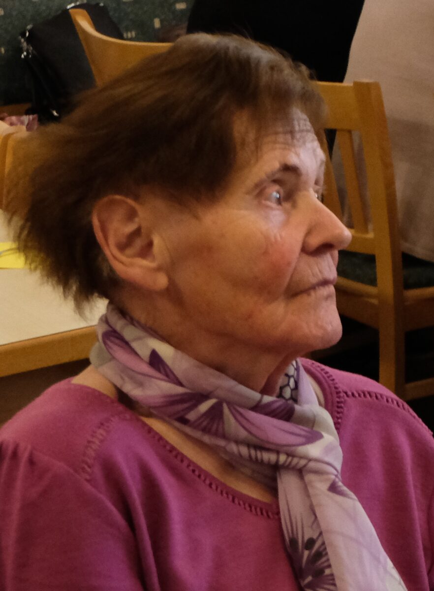 Liesbeth Zuber aus Floß feiert 85. Geburtstag