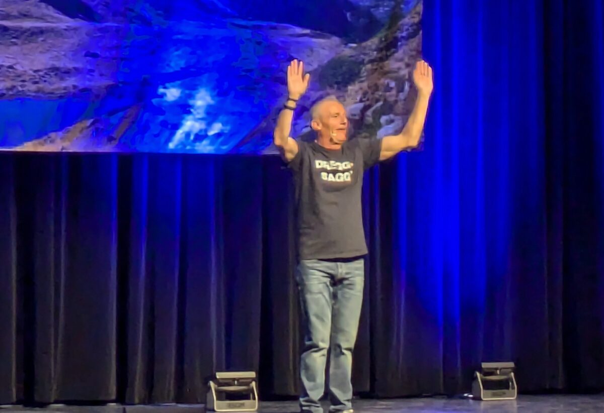 Michl Müller begeistert in Amberg mit "Limbo of Live"