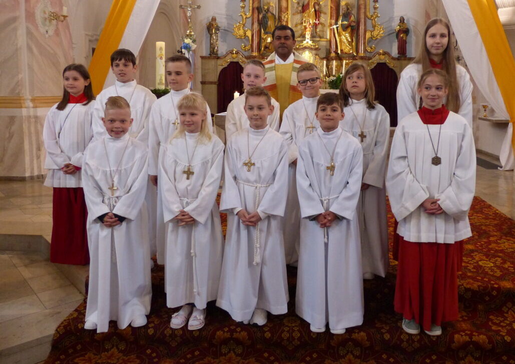 Erstkommunion in Kohlberg: Neun Kommunionkinder feiern ihr Fest