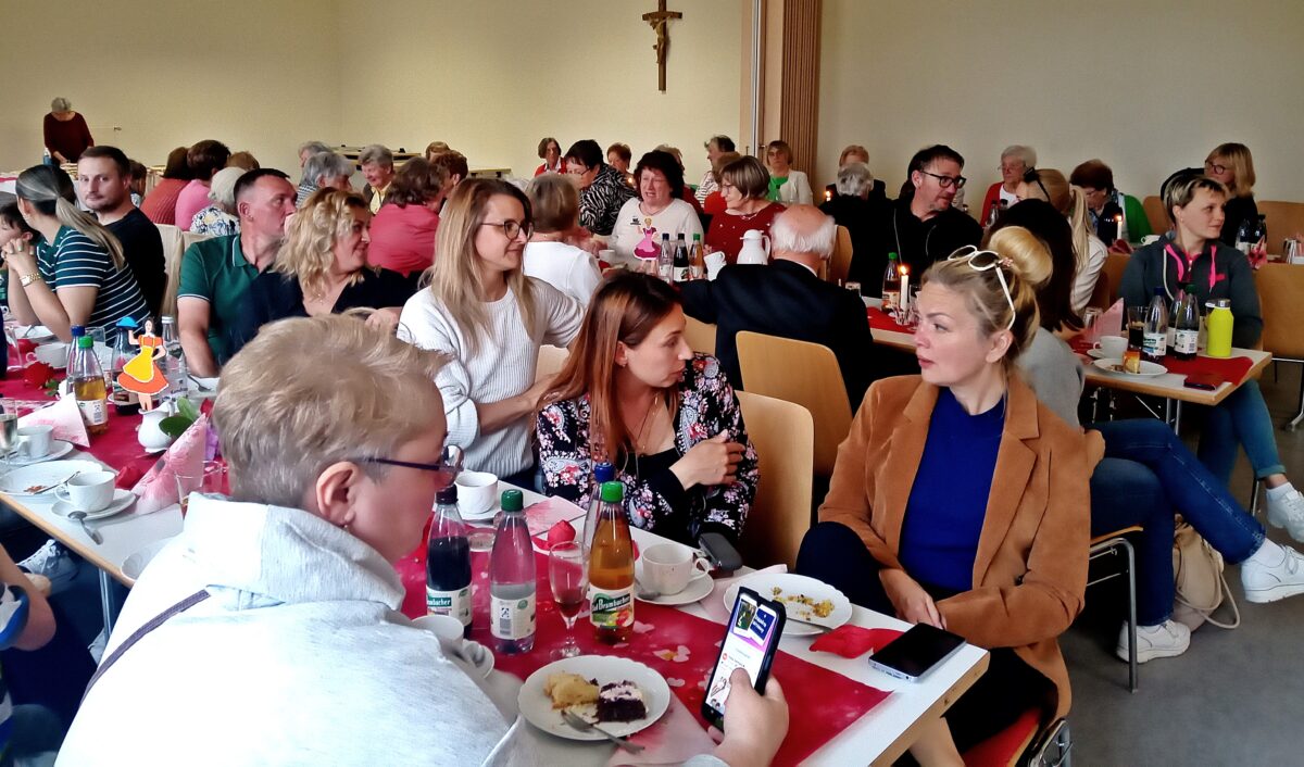 Frauenbund Schirmitz-Muttertag.jpg