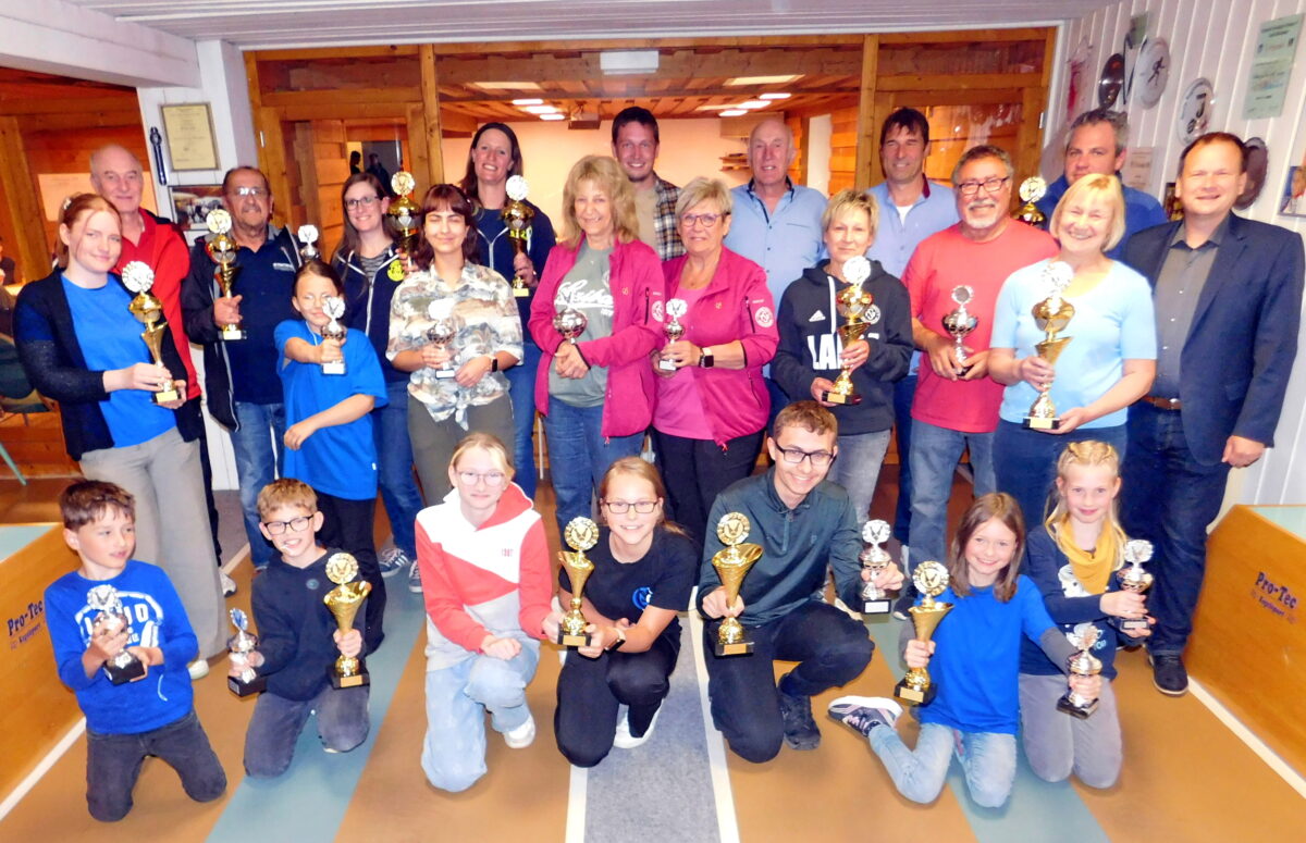 Speichersdorf begeistert erneut mit Bürgerkegeln