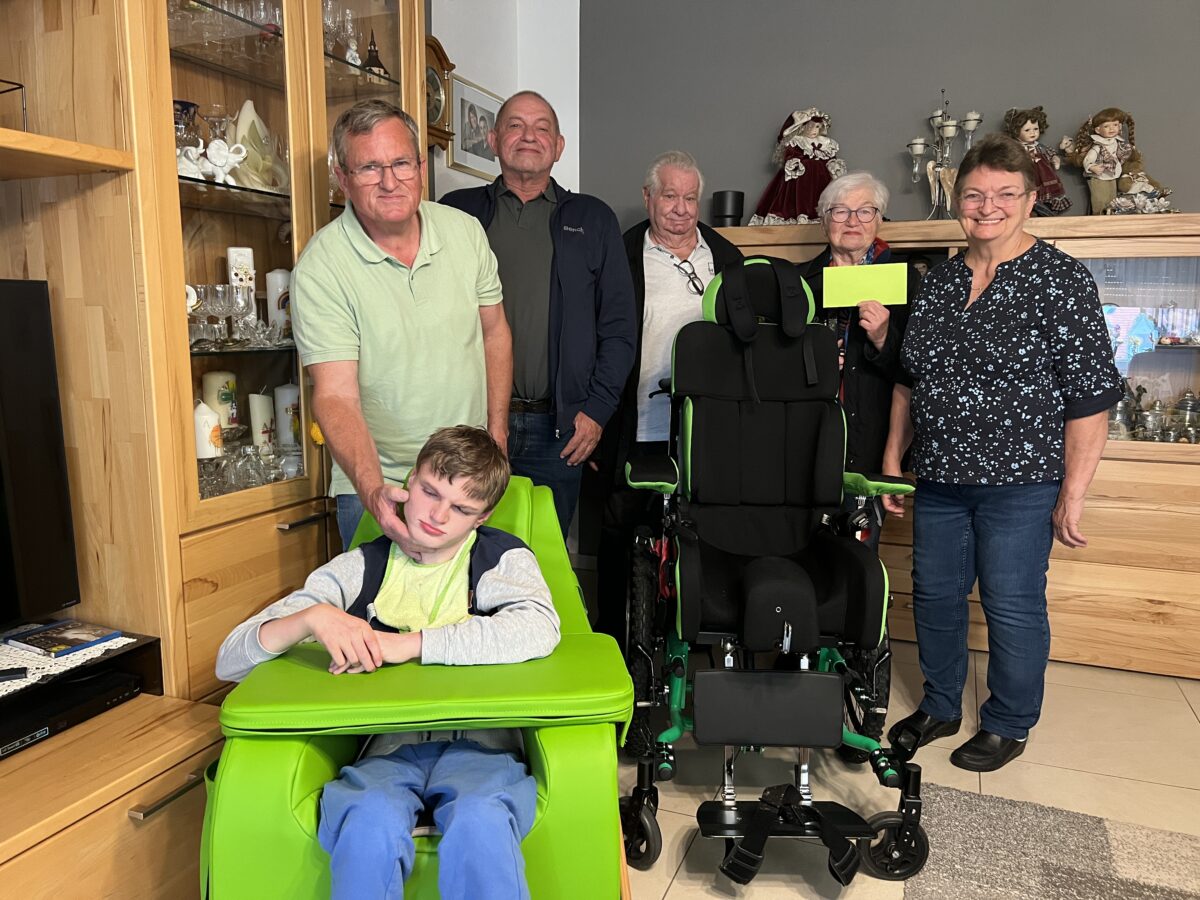 Stammtisch hilft Burglengenfelder Familie mit 1.000 Euro