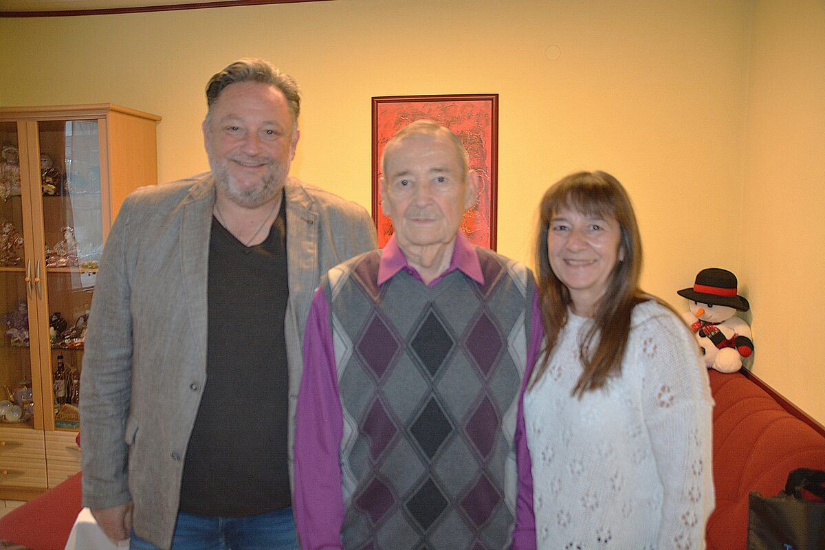 Teublitz ehrt Klaus Schmid zum 80. Geburtstag