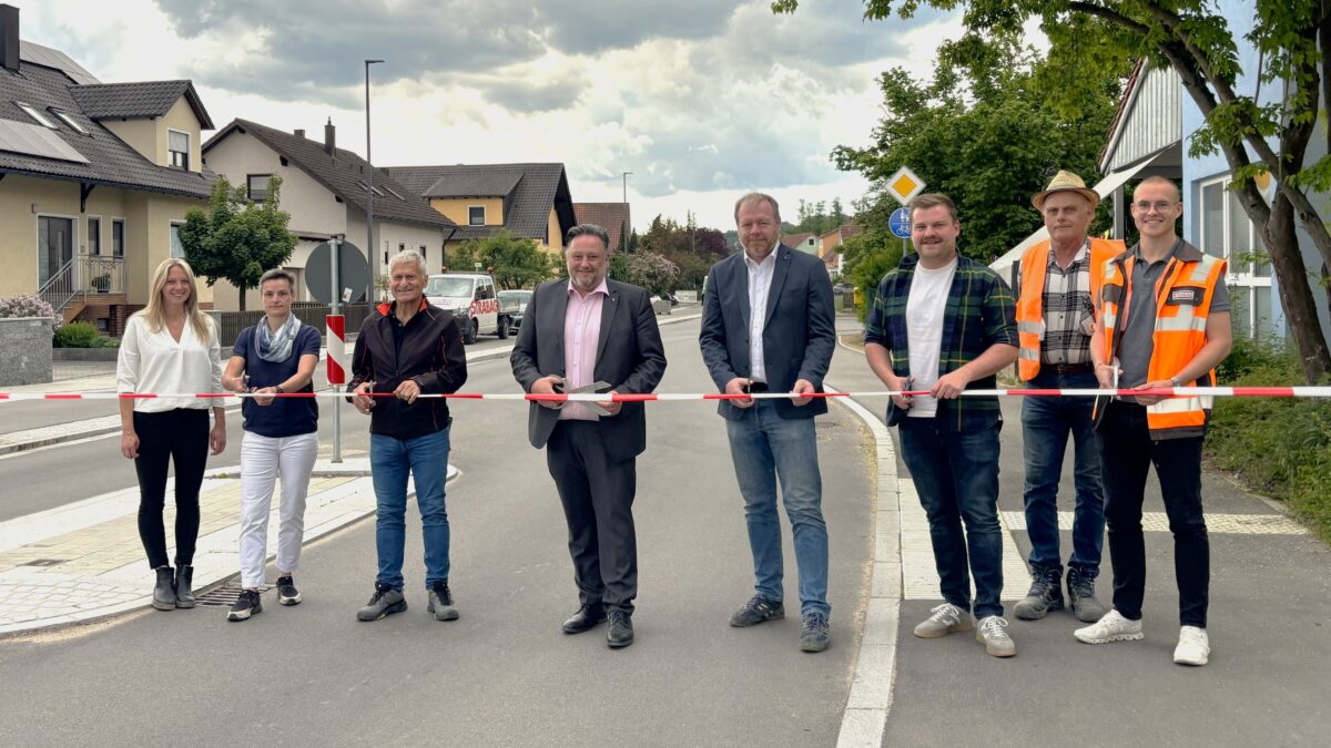 Verkehrsfreigabe der Münchshofener Straße am 21.05.2025 (Foto - Thomas Stegerer).jpeg