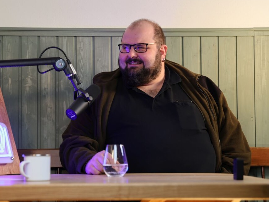 Podcast „Landleben neu denken“: Rehkitzretter, Jäger und Blaulicht-Helfer – Stefan Radies schnappt sich das Mikro