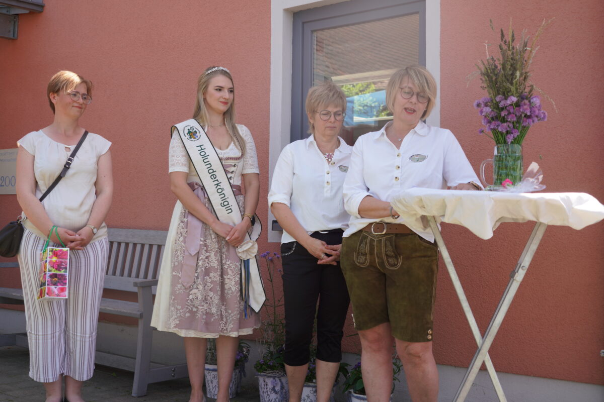 Gartenfreunde feiern – ein wirklich emsiges Team!