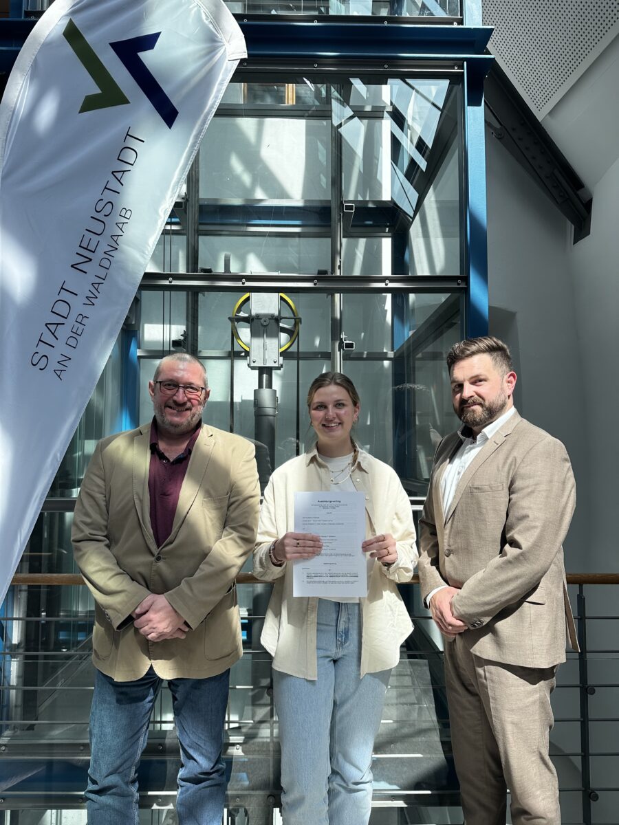 Endlich wieder Ausbildung! Neustadt investiert in die Verwaltung von morgen