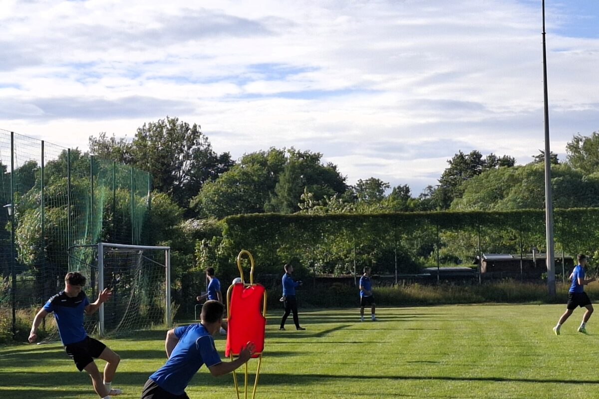 Teamgeist und schwere Trainingseinheiten bei der SpVgg SV Weiden
