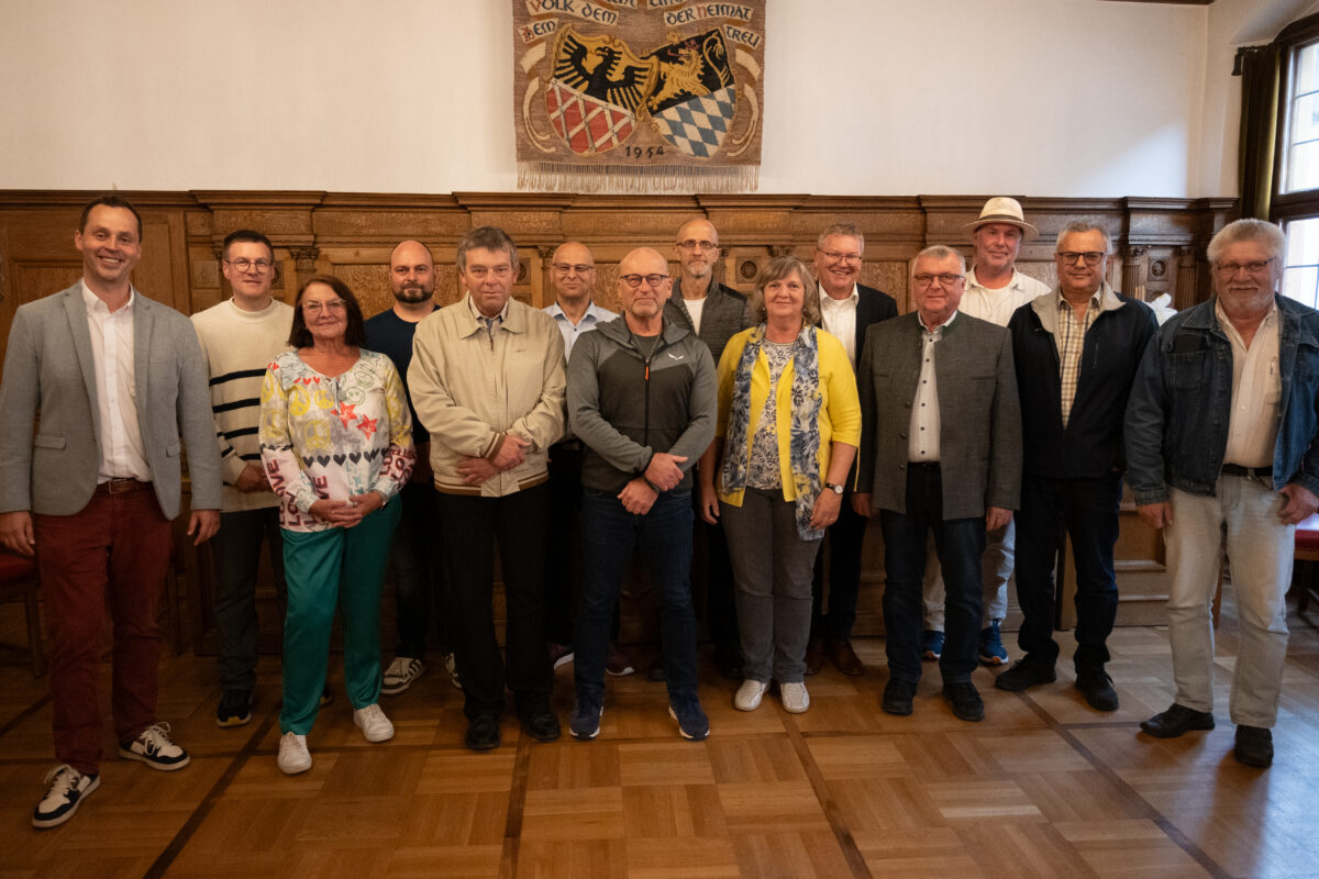 Amberg ehrt vorbildliche Blutspender im Kleinen Rathaussaal