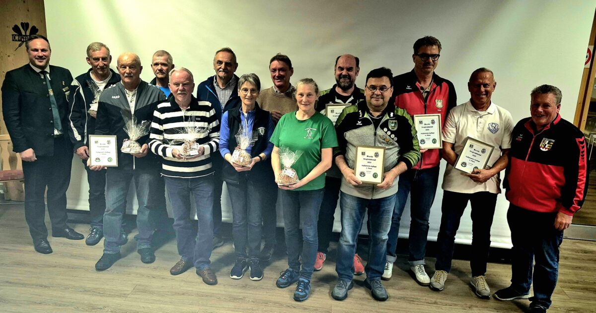 Zielsicher vereint: Vergleichskampf bayerischer Schützenbezirke in Speichersdorf