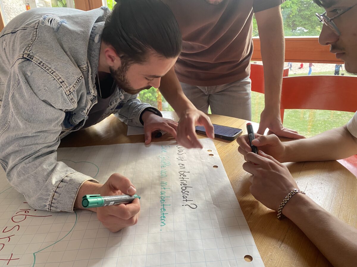 Berufsschüler werden zu Peer-Guides ausgebildet