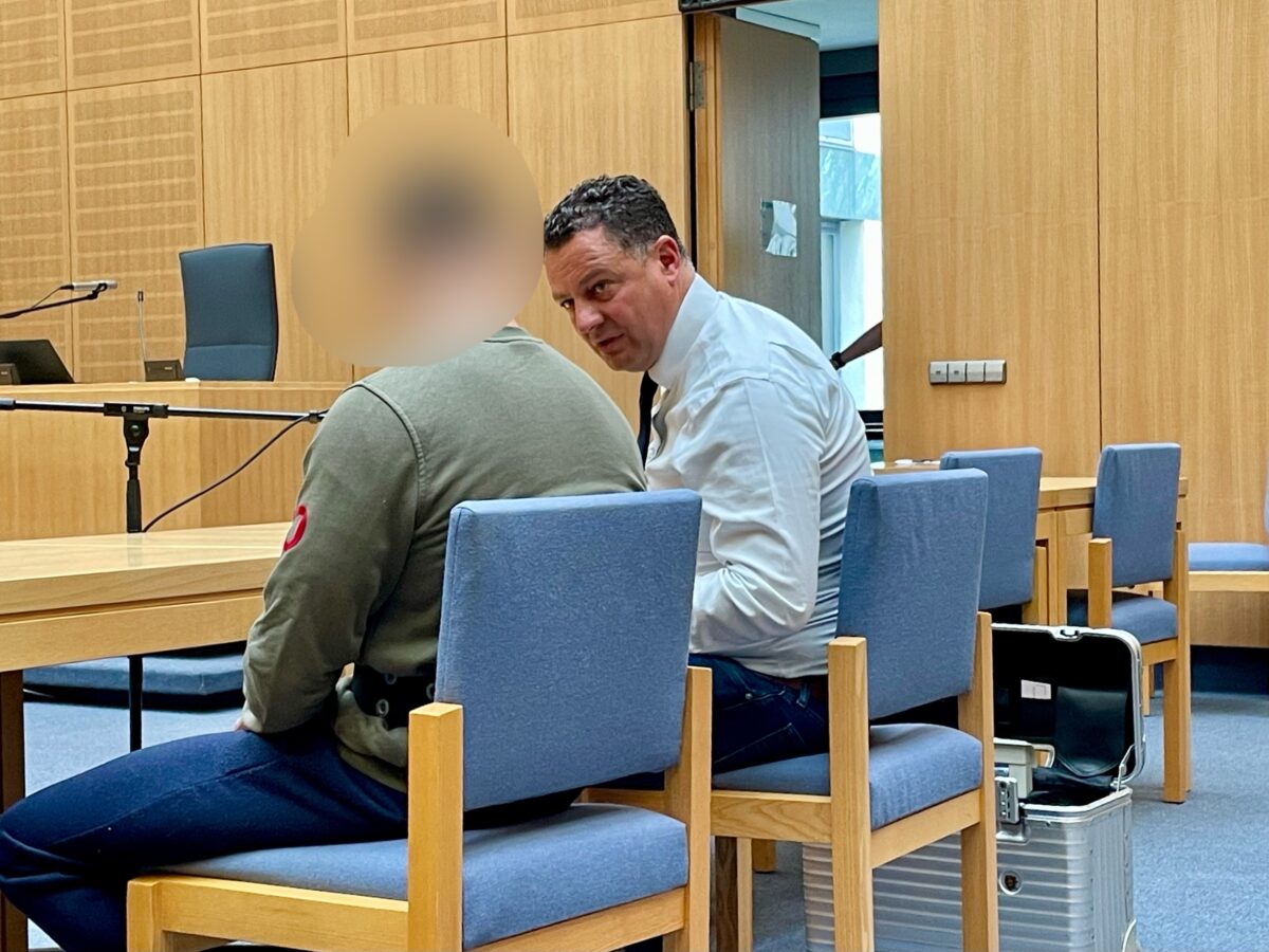 Acht Jahre nach Überfall auf Uhren Heinz: Letzter Räuber steht vor Gericht