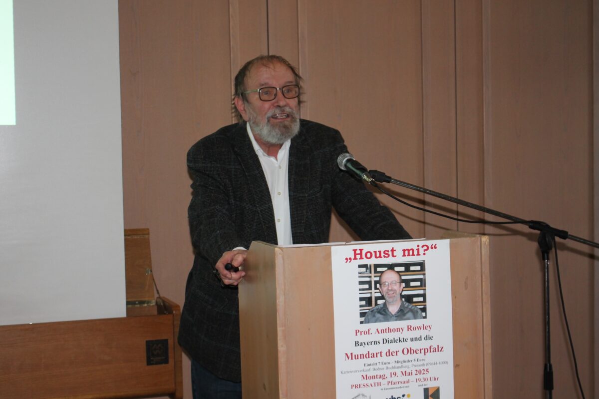Dialekte als Seelensprache: Anthony Rowleys Vortrag in Pressath