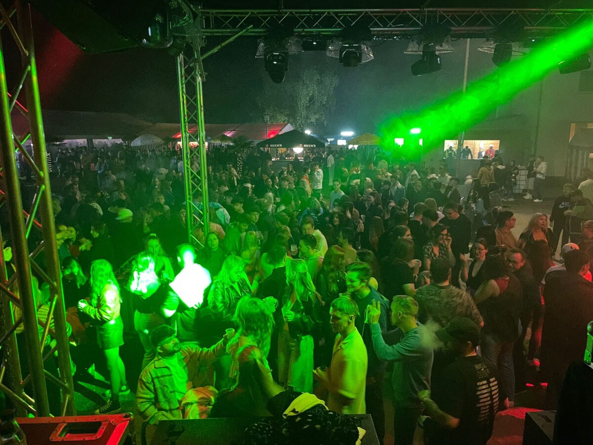 Dießfurts Beach-Party lockt ganze Oberpfalz an