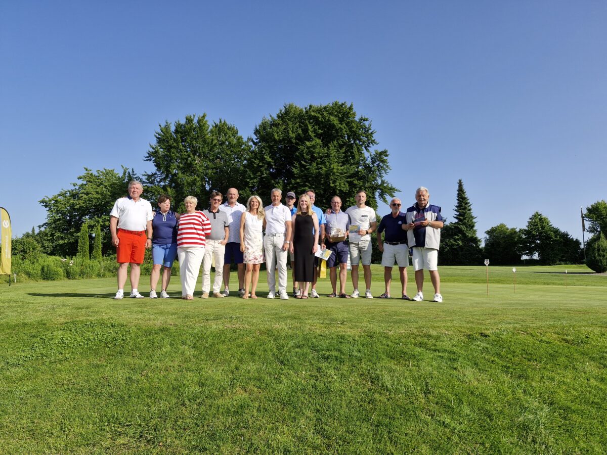 Erfolgreiches 16. DVAG Golfturnier bei Sonnenschein