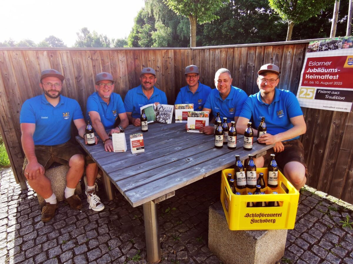 Eslarn feiert: 350-Seiten-Chronik zum Jubiläumsfest vorgestellt