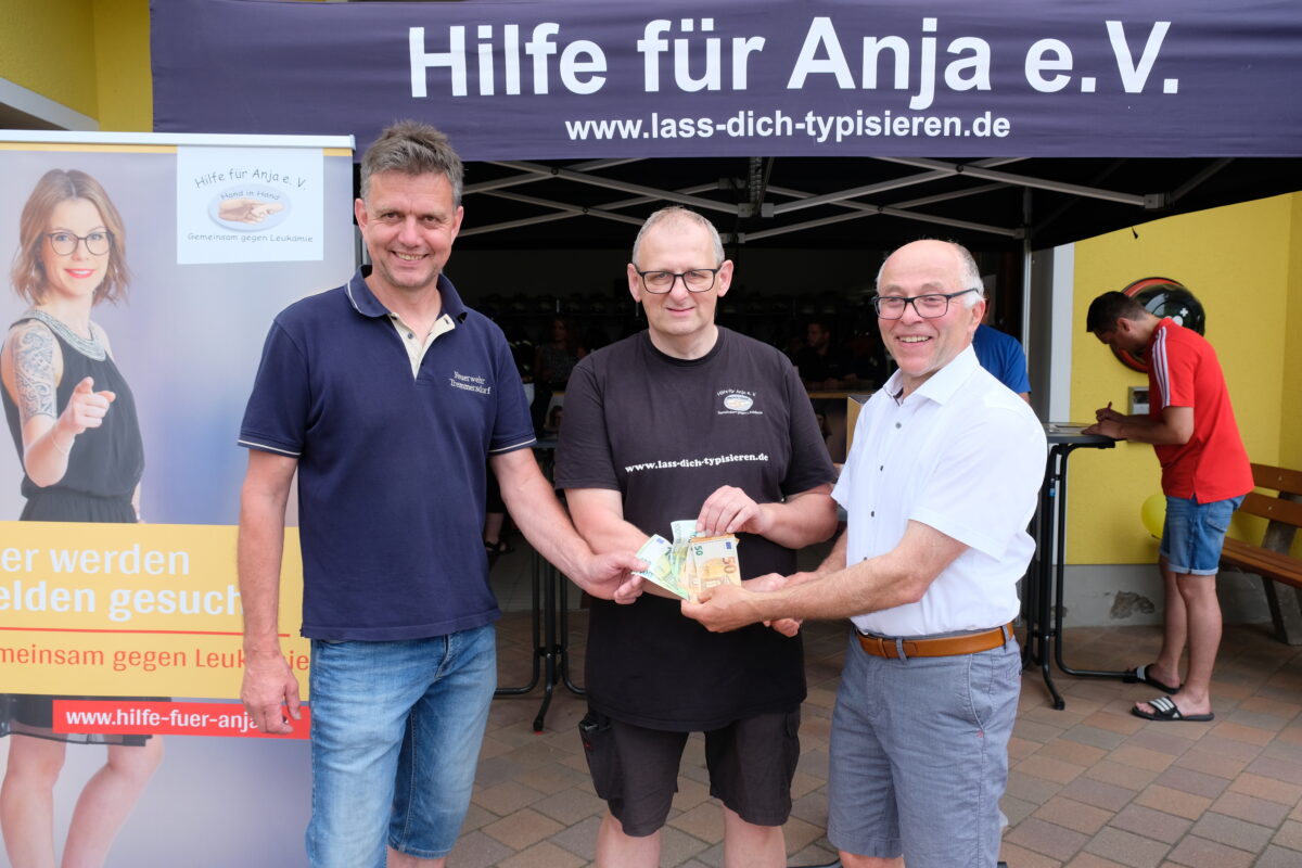 Speinsharter Gemeinderat spendet für die TypAktion Hilfe für Anja