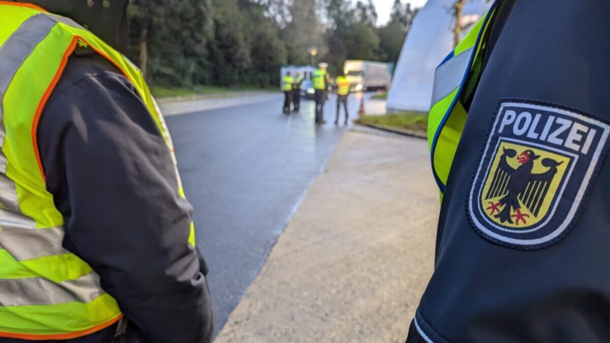 Seniorin in Grafenwöhr durch Schockanruf um fünfstelligen Schmuck betrogen