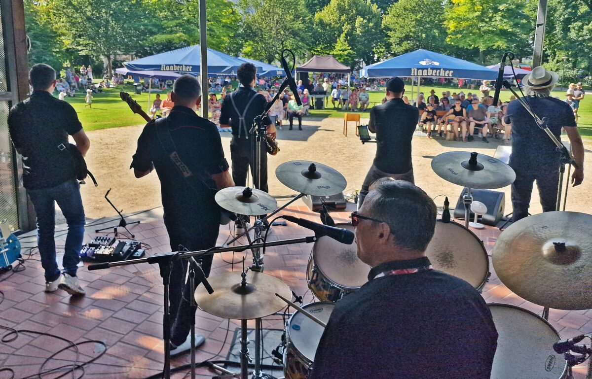 Rock’n’Roll Pur: „Havlicek Brothers“ begeistern in Weiden