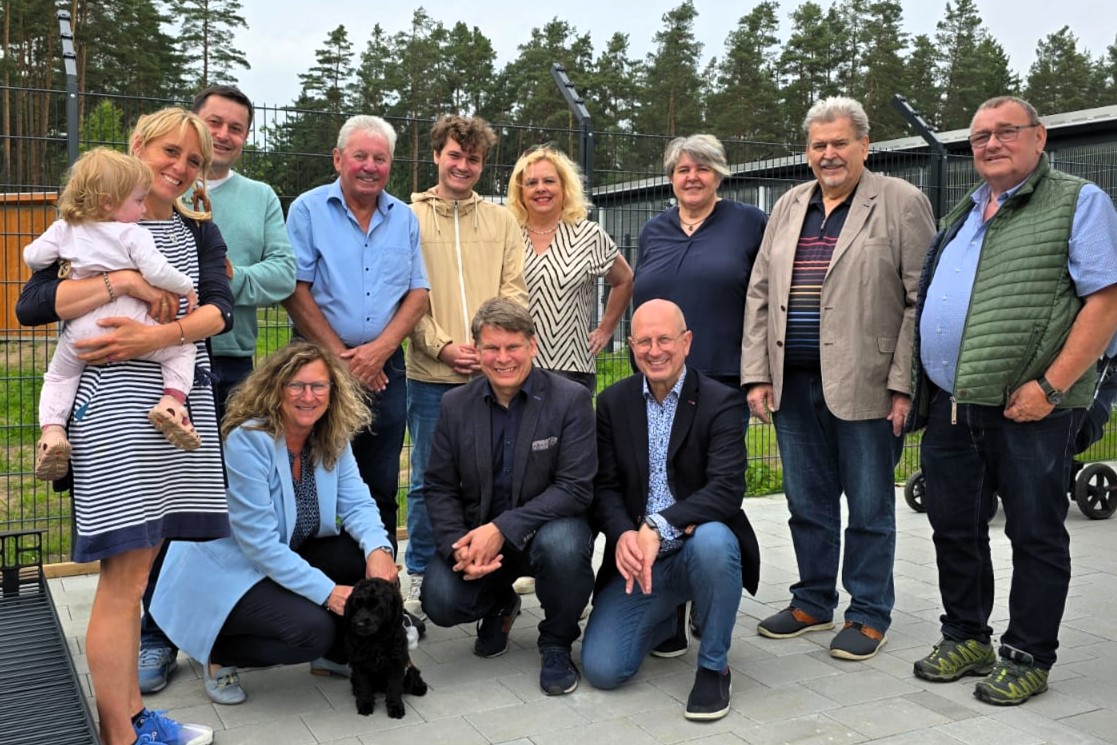 Besuch des CSU-Ortsverbandes Mooslohe im neuen Weidener Tierheim