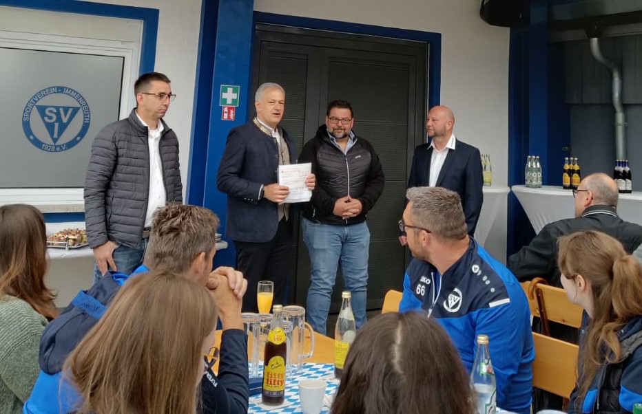 Immenreuth eröffnet neuen "Begegnungsplatz der Vereine"