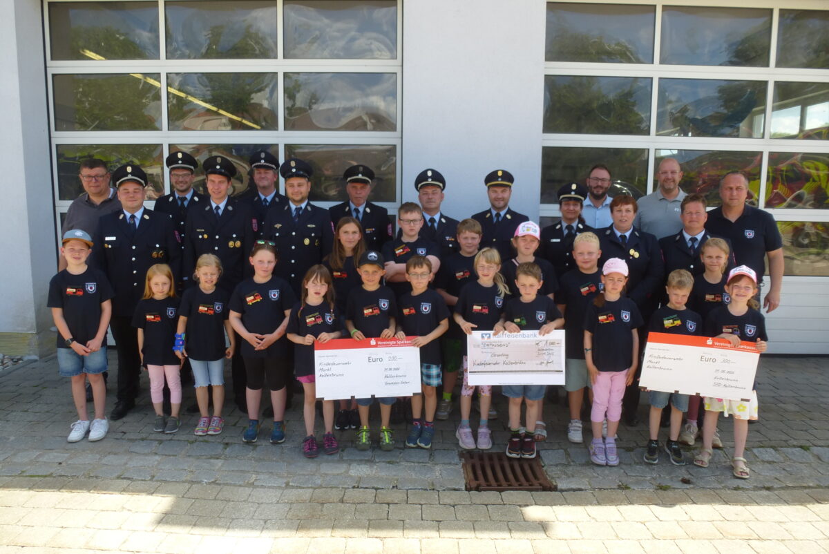 Große Freude über Gründung einer Kinderfeuerwehr in Kaltenbrunn